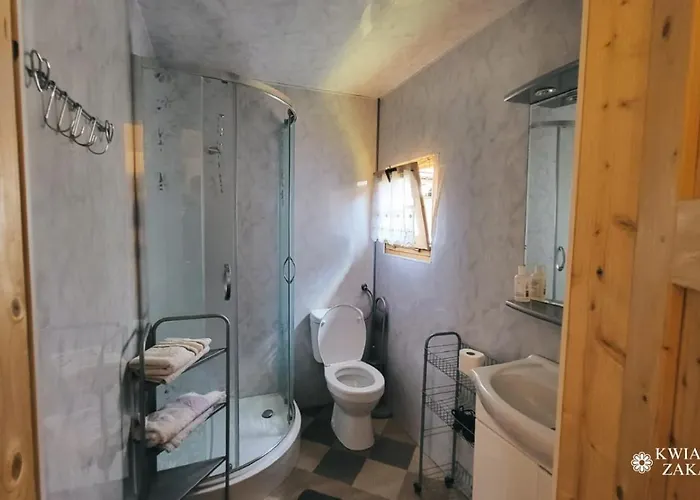 - Kwiatowy Zakatek #2 *